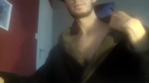 Nicolas online show from 12-19-25, 09:38