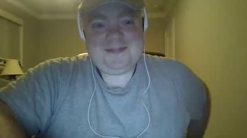 Big Red online show from 02-04-25, 03:22