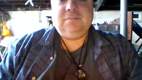 Big Red online show from 10-17-25, 04:59