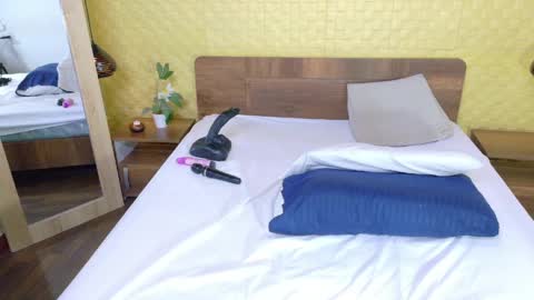 bigroundbooty_ online show from 04-07-26, 08:31