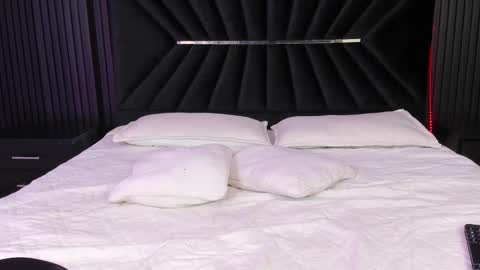 Snapshot of bigsexxyass chatting on 10-04-25, 07:39 Zayra online show from 10-04-25, 07:39