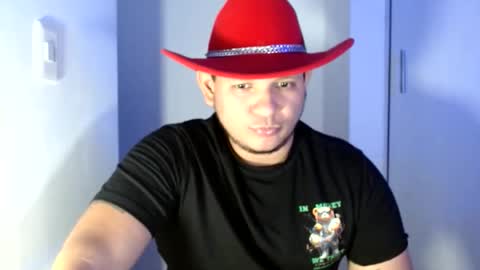 Snapshot of bigthick_blackcock chatting on 05-28-26, 01:25 MANUEL online show from 05-28-26, 01:25
