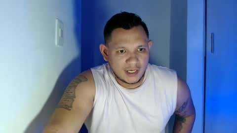 Snapshot of bigthick_blackcock chatting on 06-17-26, 06:38 MANUEL online show from 06-17-26, 06:38