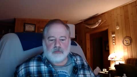 Snapshot of bigthicksatisfying2 chatting on 04-26-26, 05:27 bigthicksatisfying2 online show from 04-26-26, 05:27