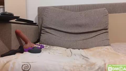 BigTitsBoyx1 online show from 02-15-25, 05:09