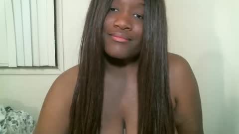 Snapshot of bigtitscassie chatting on 01-20-25, 03:15 Bigtitscassie online show from 01-20-25, 03:15