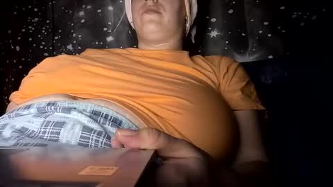 Snapshot of bigtitslala chatting on 12-01-25, 07:52 bigtitslala online show from 12-01-25, 07:52