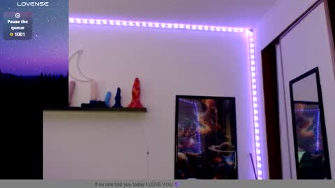 Nichole lights online show from 01-21-25, 10:08