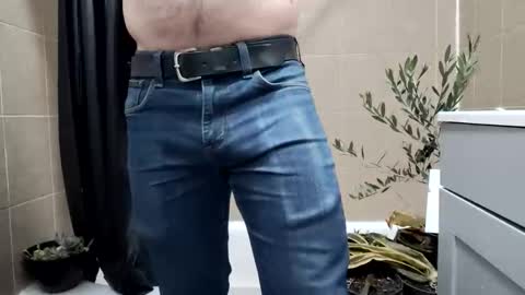 bigtopcircus online show from 12-22-25, 03:47