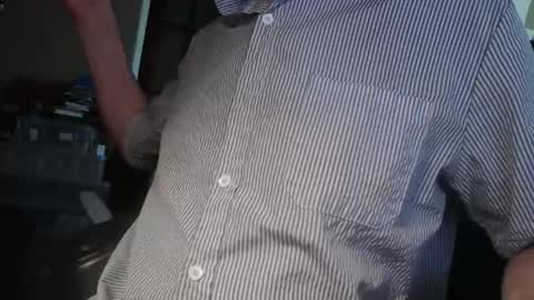 Snapshot of bigukphallus chatting on 04-19-26, 03:00 bigukphallus online show from 04-19-26, 03:00