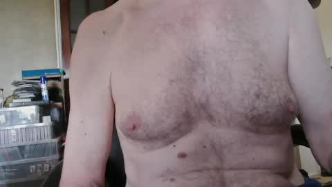 Snapshot of bigukphallus chatting on 07-01-26, 12:40 bigukphallus online show from 07-01-26, 12:40