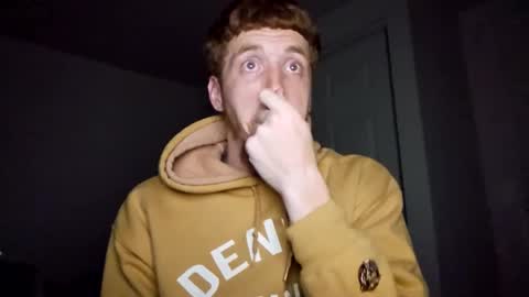 Snapshot of bigwhited2115 chatting on 02-12-25, 03:18 Onlyfans redheadedwhitedick online show from 02-12-25, 03:18