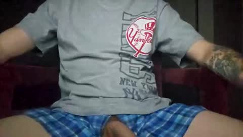 Snapshot of bigwhited2115 chatting on 02-20-25, 05:33 Onlyfans redheadedwhitedick online show from 02-20-25, 05:33