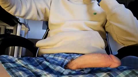 Snapshot of bigwhited2115 chatting on 11-14-25, 11:13 Onlyfans redheadedwhitedick online show from 11-14-25, 11:13