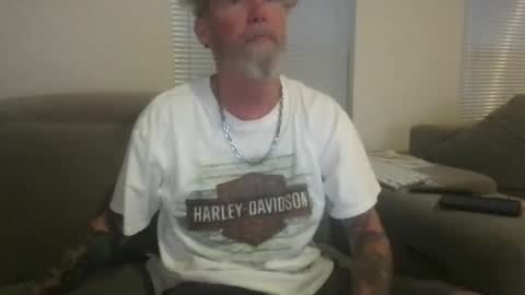Bigwhitedickdaddy and BabyCakes online show from 09-28-25, 10:53