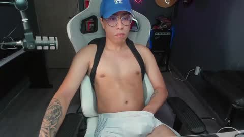 bigxboy96 online show from 01-09-25, 12:14