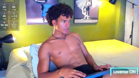 Snapshot of bigxxo chatting on 02-07-25, 02:08 bigxxo online show from 02-07-25, 02:08