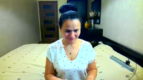 Snapshot of bililay chatting on 05-20-26, 09:43 DOM NIKA online show from 05-20-26, 09:43