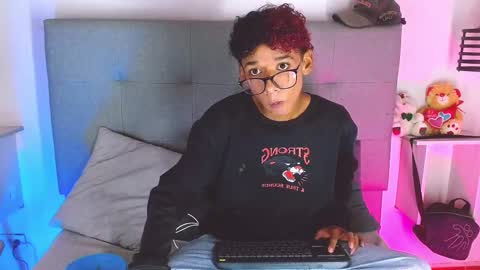 B-I-L-L-I-E 3 online show from 09-30-25, 03:11