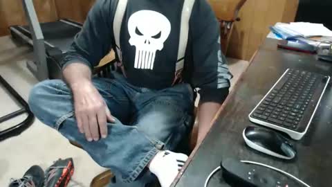 Snapshot of billy471 chatting on 05-13-26, 09:22 billy471 online show from 05-13-26, 09:22