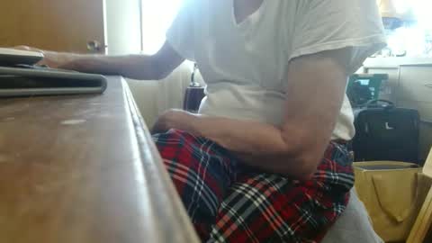 Snapshot of bimbttm chatting on 05-13-26, 02:36 Bimbttm online show from 05-13-26, 02:36