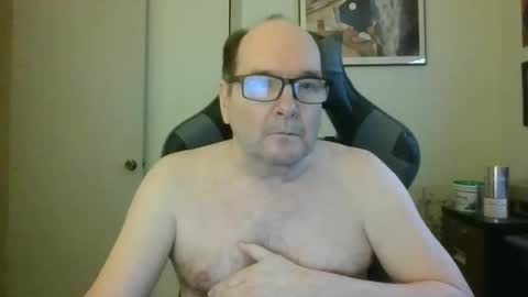 Snapshot of bink195234 chatting on 11-25-25, 06:52 Bink195234 online show from 11-25-25, 06:52