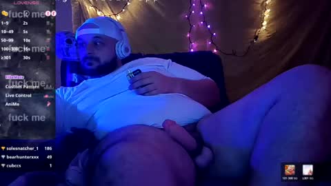Snapshot of binkanator33 chatting on 05-16-26, 12:07 johnnydepth333 online show from 05-16-26, 12:07