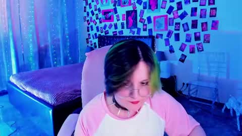 Snapshot of bioohazard chatting on 07-18-26, 03:27 Miranda online show from 07-18-26, 03:27