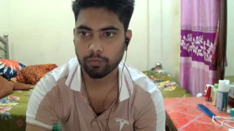Snapshot of birbikrom104 chatting on 06-05-26, 07:03 birbikrom104 online show from 06-05-26, 07:03