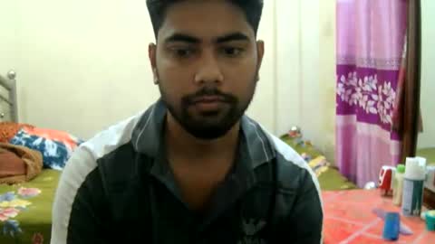 Snapshot of birbikrom104 chatting on 06-08-26, 06:36 birbikrom104 online show from 06-08-26, 06:36