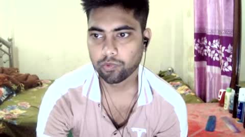 Snapshot of birbikrom104 chatting on 06-19-26, 05:12 birbikrom104 online show from 06-19-26, 05:12