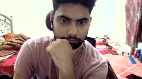 Snapshot of birbikrom104 chatting on 07-01-26, 04:29 birbikrom104 online show from 07-01-26, 04:29