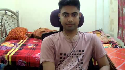 Snapshot of birbikrom104 chatting on 07-07-26, 08:18 birbikrom104 online show from 07-07-26, 08:18
