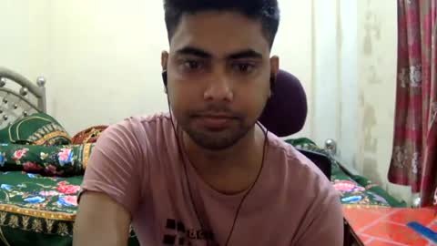 Snapshot of birbikrom104 chatting on 07-09-26, 07:56 birbikrom104 online show from 07-09-26, 07:56