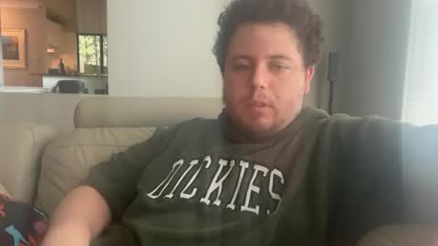 Snapshot of bisexualchubbyboy chatting on 02-09-25, 05:29 james online show from 02-09-25, 05:29