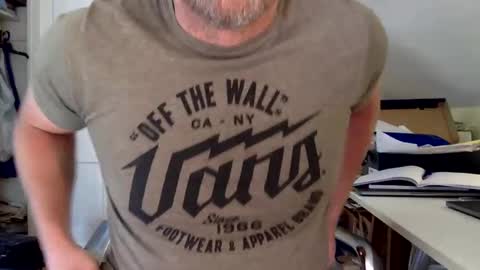 BisonBar online show from 02-04-25, 04:08