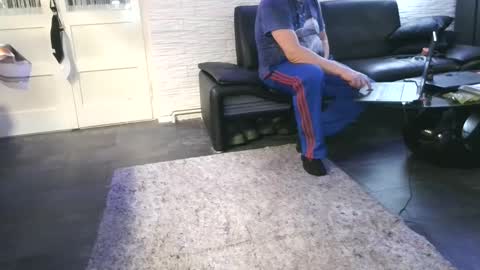 Snapshot of bitchnk chatting on 12-29-24, 03:57 Bitchnk online show from 12-29-24, 03:57