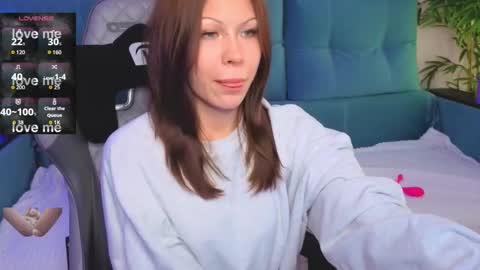 Julia online show from 11-14-25, 02:38