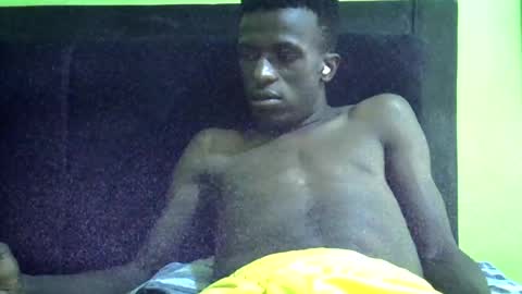 Snapshot of black_berry22 chatting on 07-08-26, 08:52 black_berry22 online show from 07-08-26, 08:52