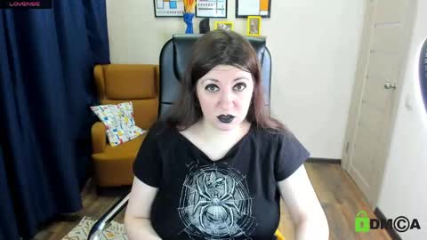 Snapshot of black_black_rose chatting on 04-19-26, 08:44 Rose online show from 04-19-26, 08:44