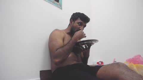 Snapshot of black_bull041988 chatting on 10-07-25, 06:27 black bull1988 online show from 10-07-25, 06:27