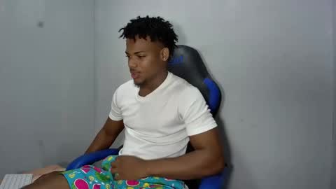 Snapshot of black_dicck chatting on 06-08-26, 05:24 tu morenito online show from 06-08-26, 05:24