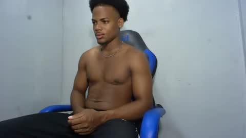Snapshot of black_dicck chatting on 07-14-26, 03:00 tu morenito online show from 07-14-26, 03:00