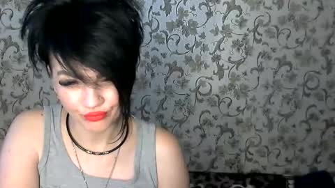 Snapshot of black_hot_01 chatting on 10-14-25, 05:30 black_hot_01 online show from 10-14-25, 05:30