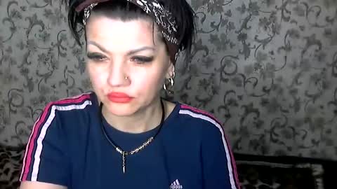 Snapshot of black_hot_01 chatting on 12-02-25, 01:22 black_hot_01 online show from 12-02-25, 01:22