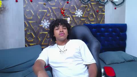 black_king_241 online show from 01-06-26, 04:05