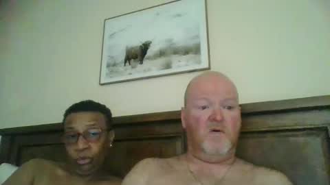 black_n_white4 online show from 01-17-25, 11:51