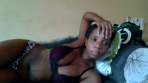 Snapshot of black_queen0111254 chatting on 07-02-26, 11:49 Blackqueen online show from 07-02-26, 11:49