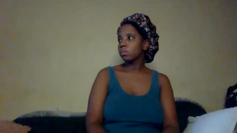 Snapshot of black_queen0111254 chatting on 07-19-26, 01:26 Blackqueen online show from 07-19-26, 01:26