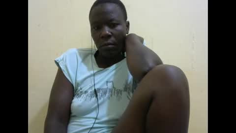 Snapshot of black_queen_ke chatting on 12-14-25, 11:26 black_queen_ke online show from 12-14-25, 11:26